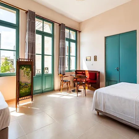 στούντιο στη στοά βαρβουτσή#10