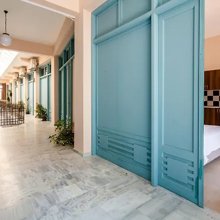 Apartment στούντιο στη στοά βαρβουτσή#10 *